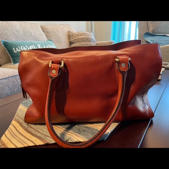 Coach purse - Picture 4 of 5